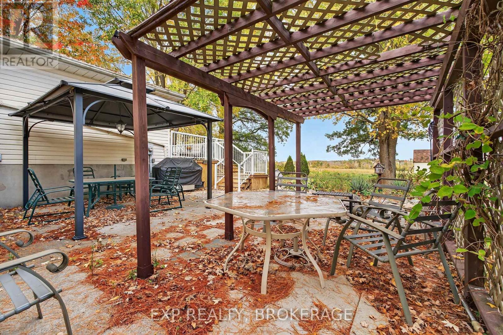 63 Southwood Crescent, Greater Napanee, Ontario  K7R 3L2 - Photo 25 - X12460160