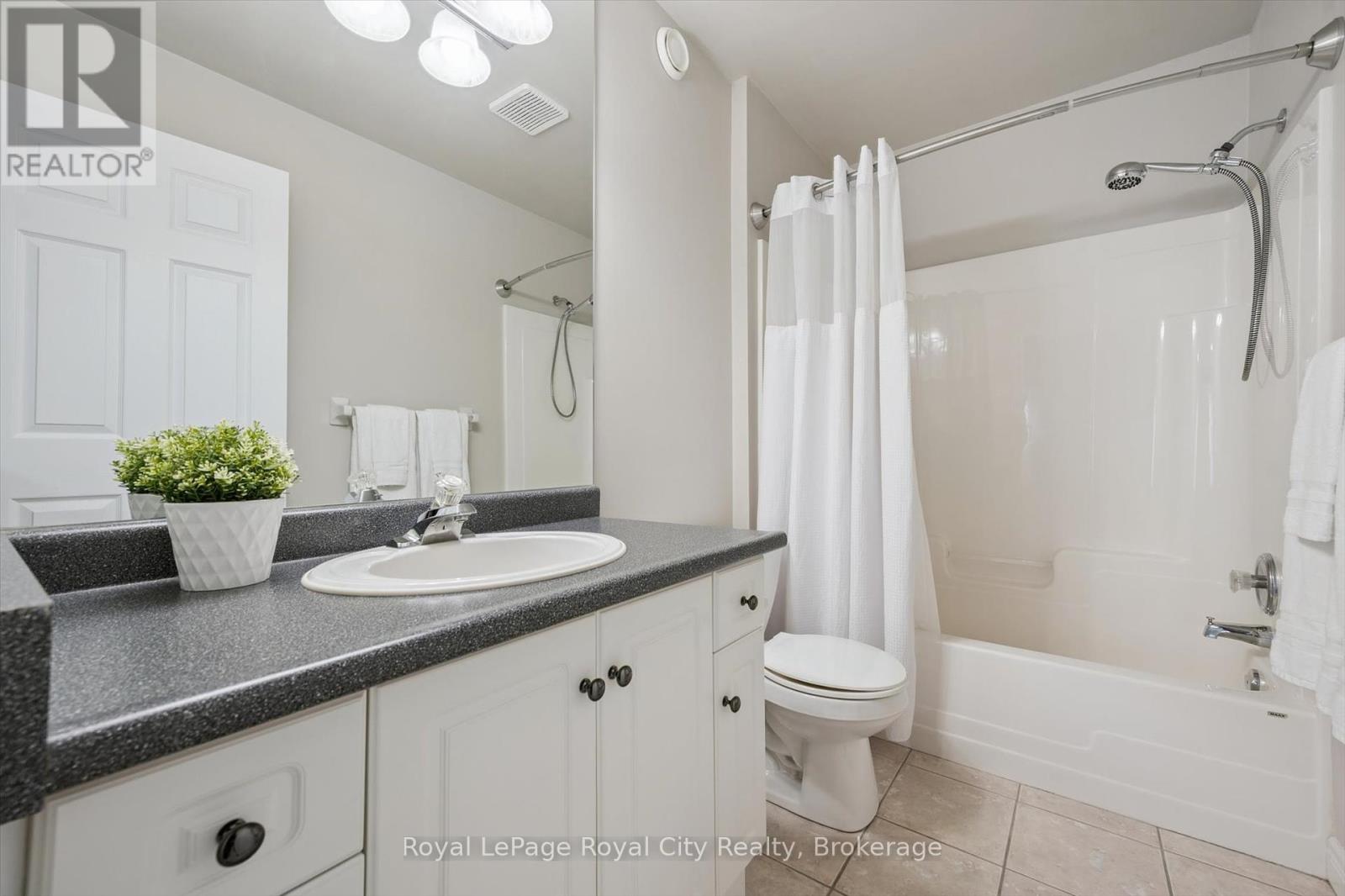 99 Schroder Crescent, Guelph, Ontario  N1E 7B4 - Photo 36 - X12460082