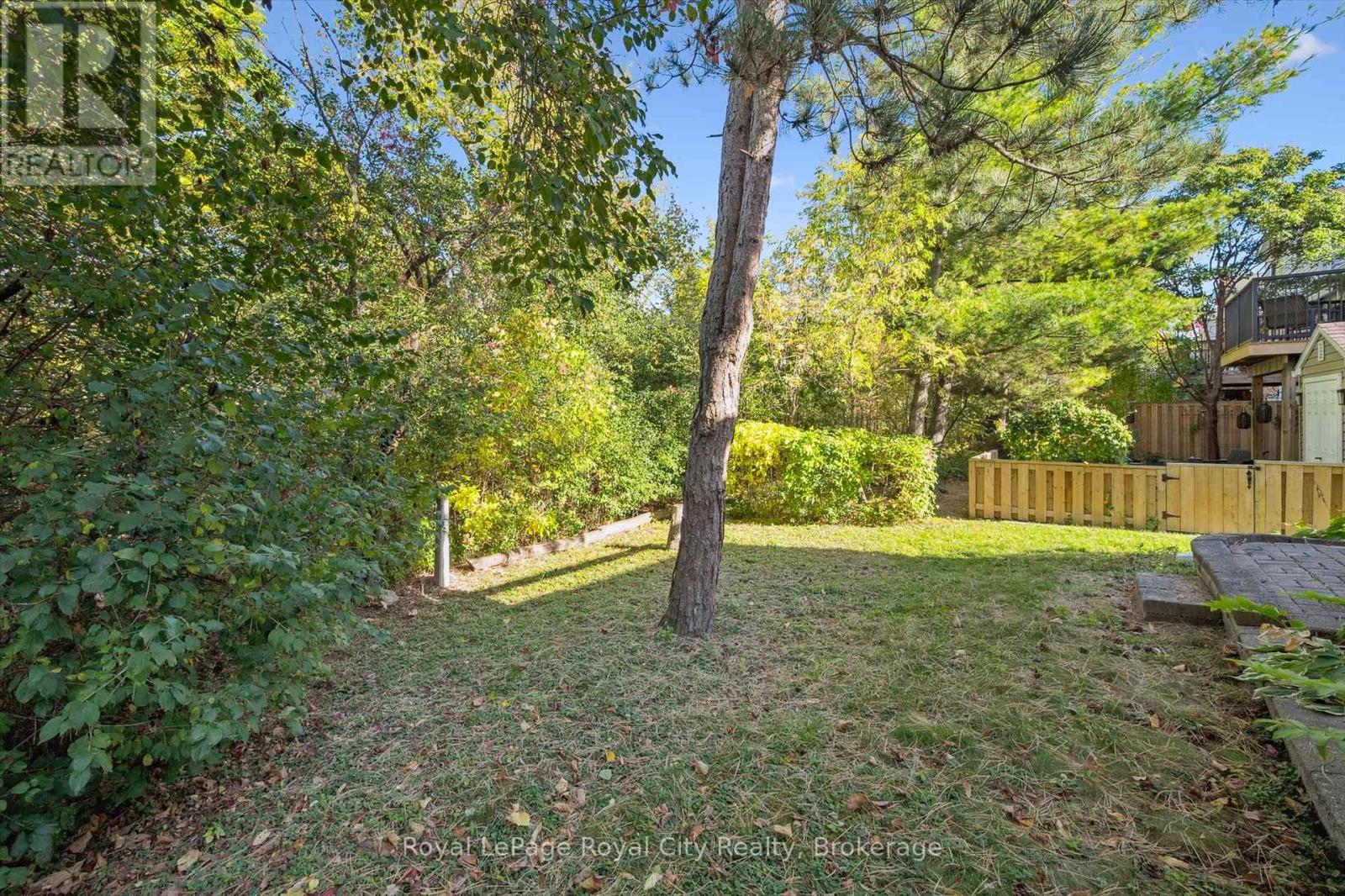 99 Schroder Crescent, Guelph, Ontario  N1E 7B4 - Photo 38 - X12460082