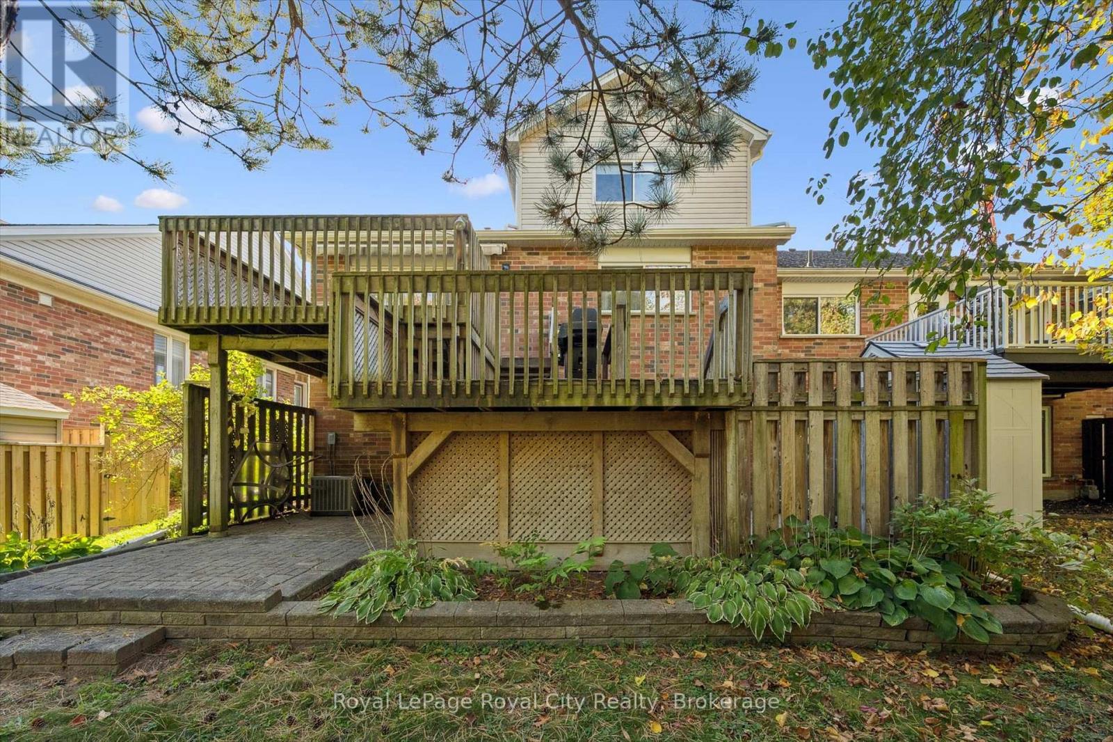 99 Schroder Crescent, Guelph, Ontario  N1E 7B4 - Photo 39 - X12460082