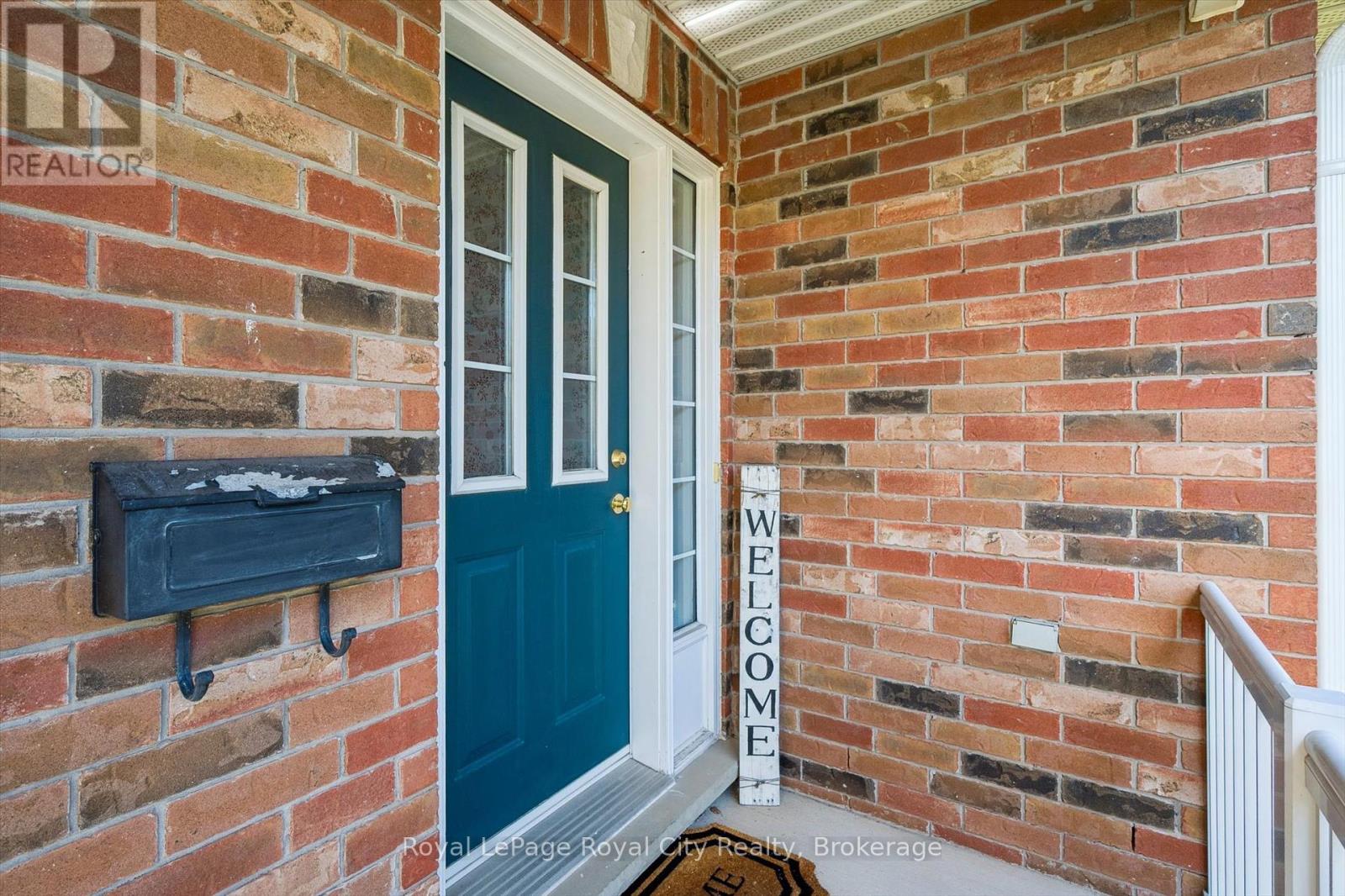 99 Schroder Crescent, Guelph, Ontario  N1E 7B4 - Photo 8 - X12460082