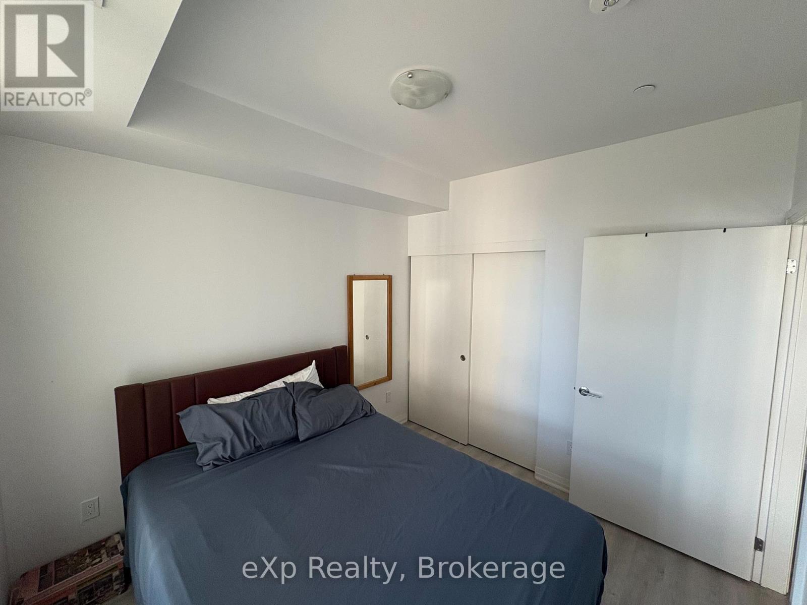 202 - 101 Golden Eagle Road, Waterloo, Ontario  N2V 0H4 - Photo 9 - X12460104