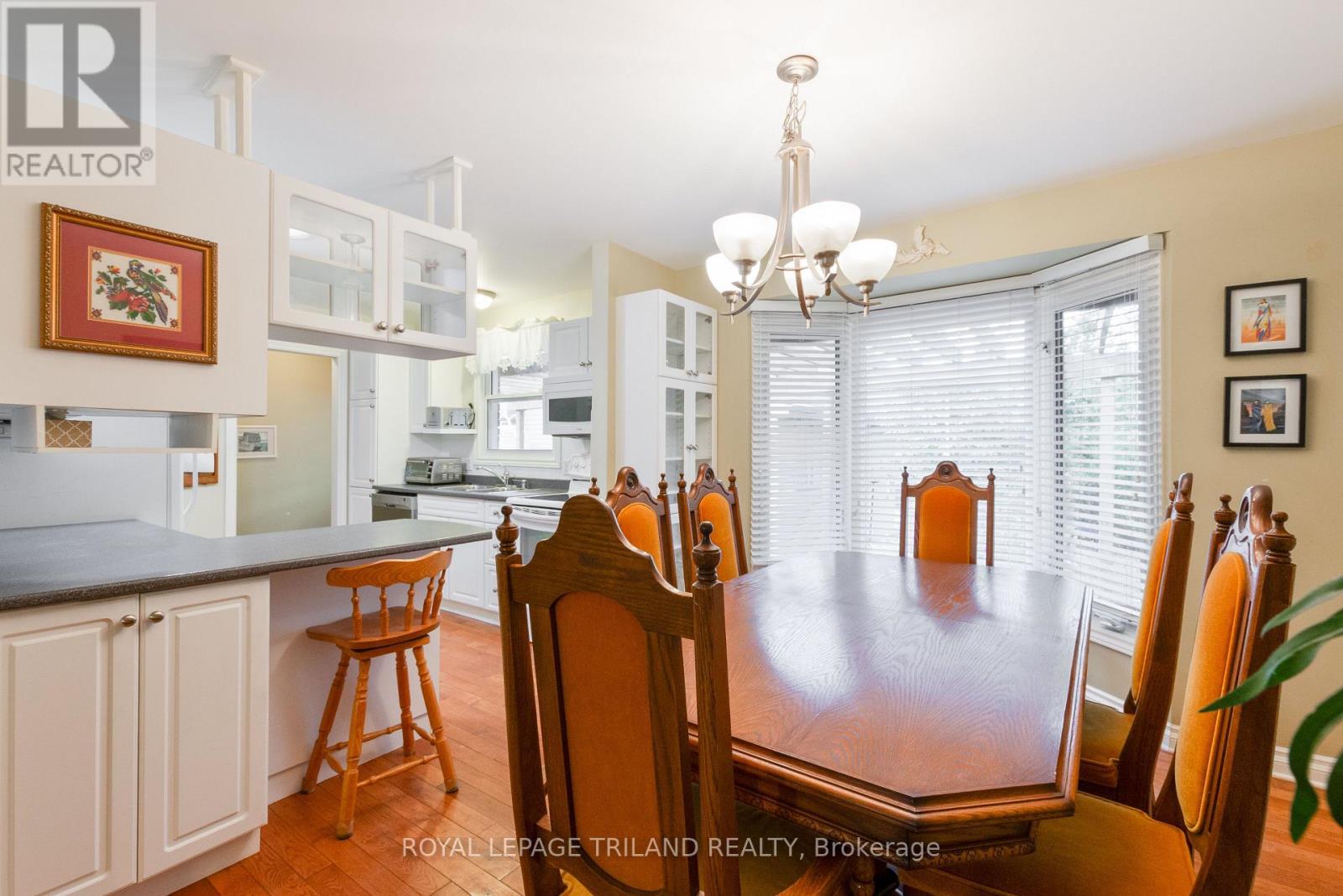 725 St Stephens Drive, London South (South Y), Ontario  N6E 1V6 - Photo 13 - X12460051