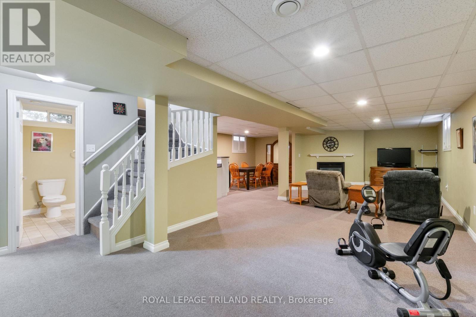 725 St Stephens Drive, London South (South Y), Ontario  N6E 1V6 - Photo 30 - X12460051