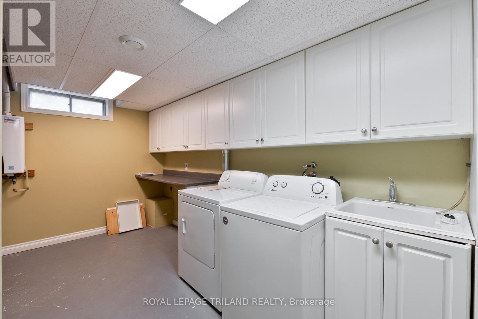 725 St Stephens Drive, London South (South Y), Ontario  N6E 1V6 - Photo 40 - X12460051