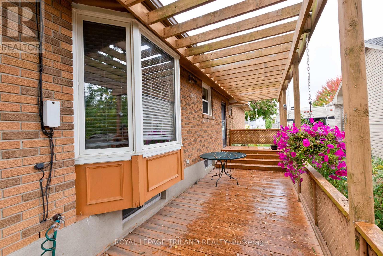 725 St Stephens Drive, London South (South Y), Ontario  N6E 1V6 - Photo 44 - X12460051