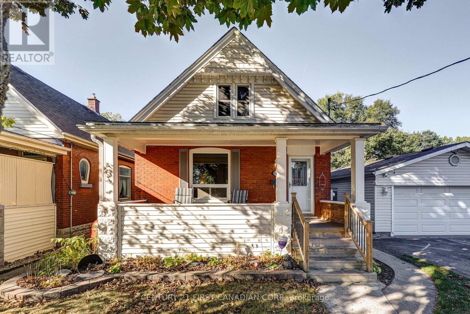 145 Arundell Street, London East (East M), Ontario  N5Z 2K1 - Photo 1 - X12460066