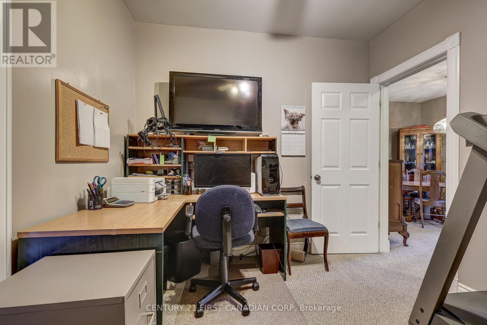 145 Arundell Street, London East (East M), Ontario  N5Z 2K1 - Photo 11 - X12460066