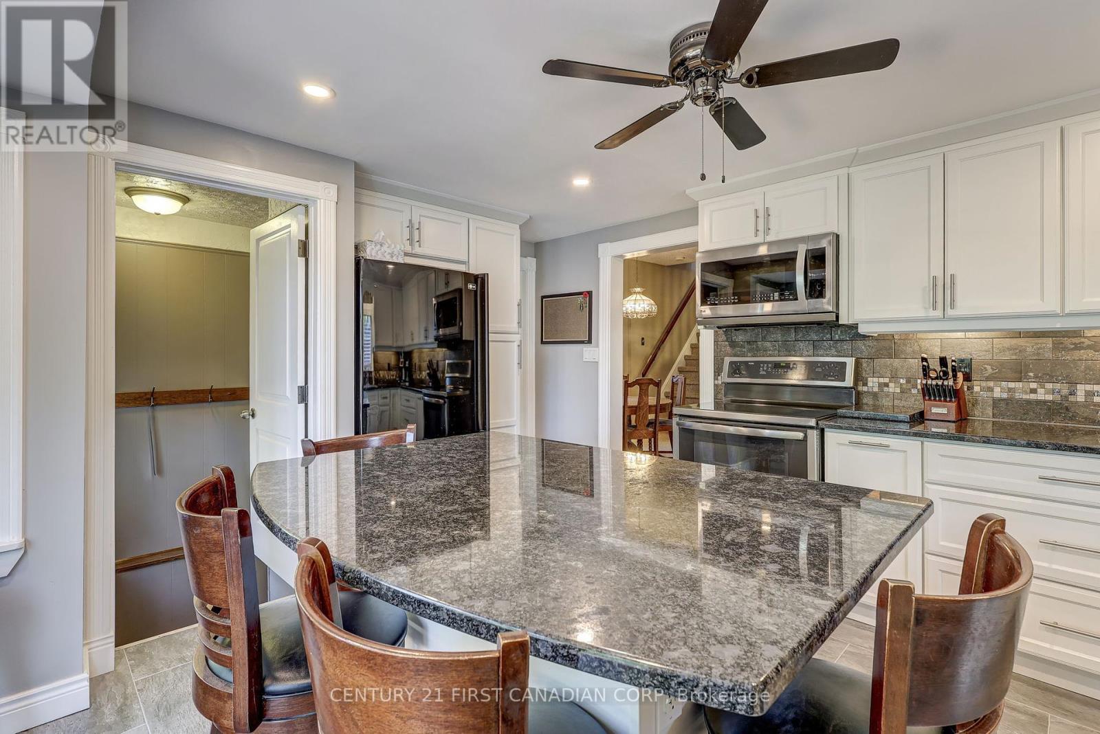 145 Arundell Street, London East (East M), Ontario  N5Z 2K1 - Photo 17 - X12460066