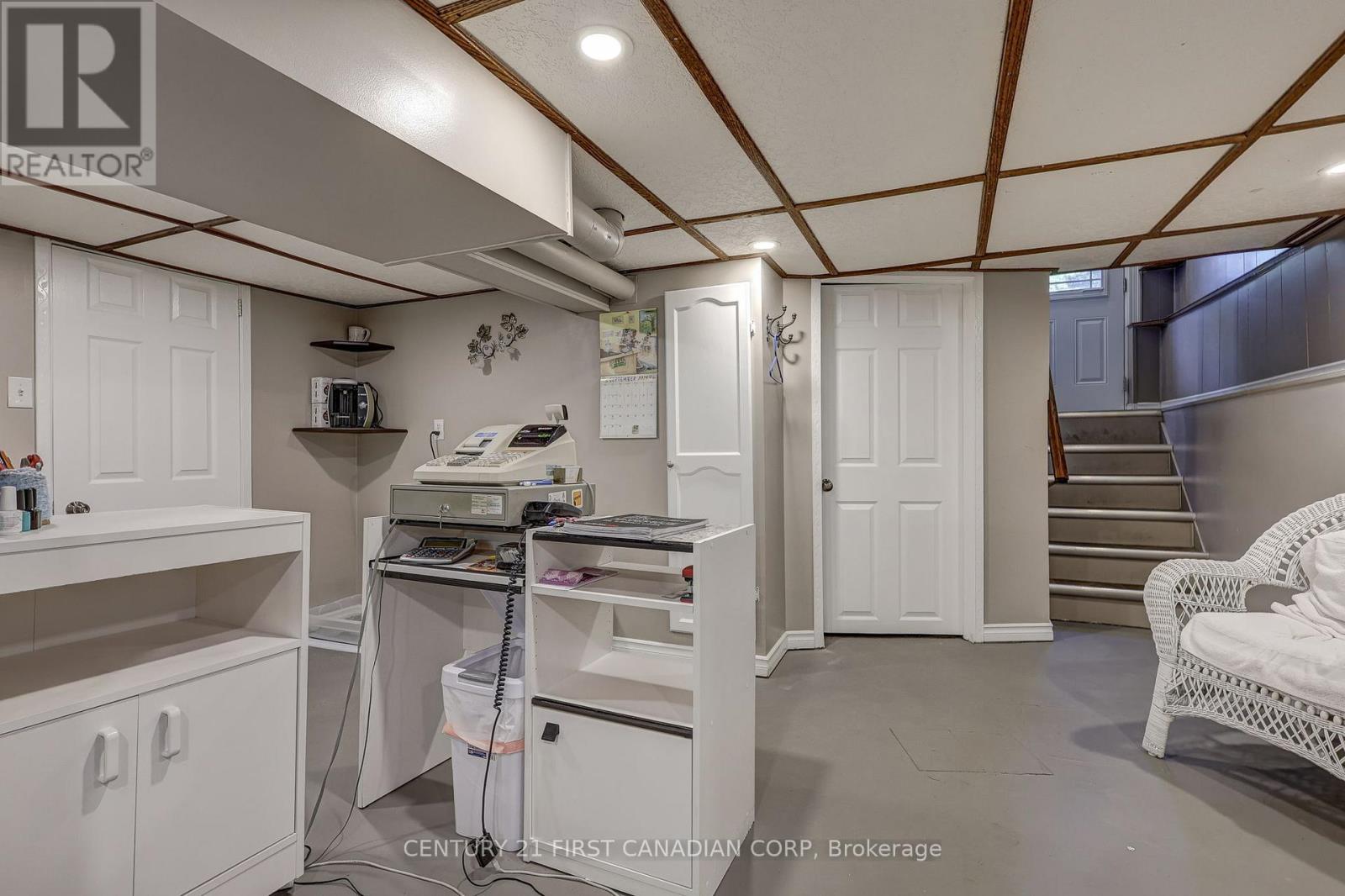 145 Arundell Street, London East (East M), Ontario  N5Z 2K1 - Photo 26 - X12460066