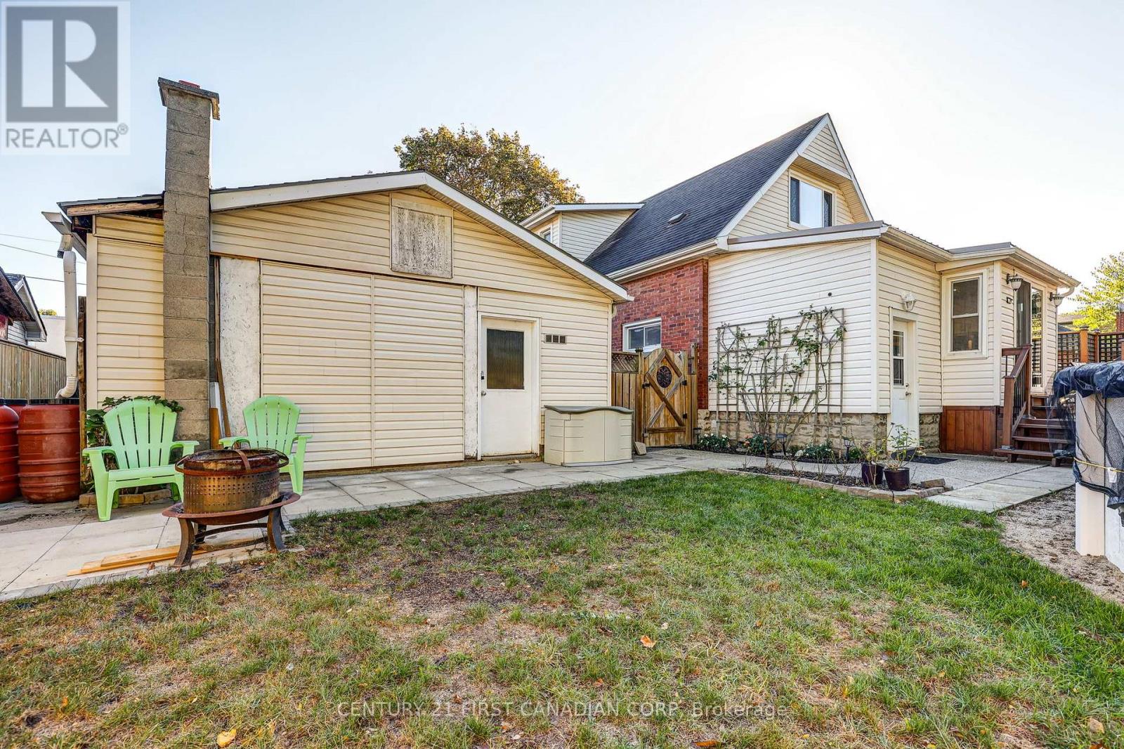 145 Arundell Street, London East (East M), Ontario  N5Z 2K1 - Photo 35 - X12460066