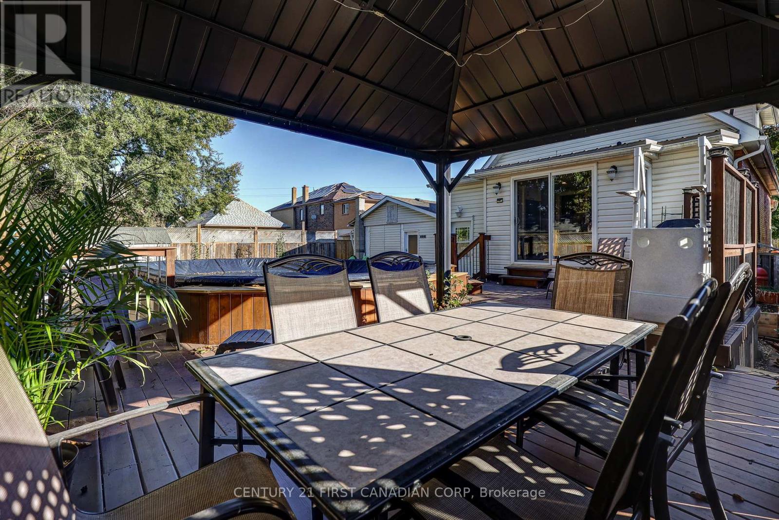 145 Arundell Street, London East (East M), Ontario  N5Z 2K1 - Photo 41 - X12460066
