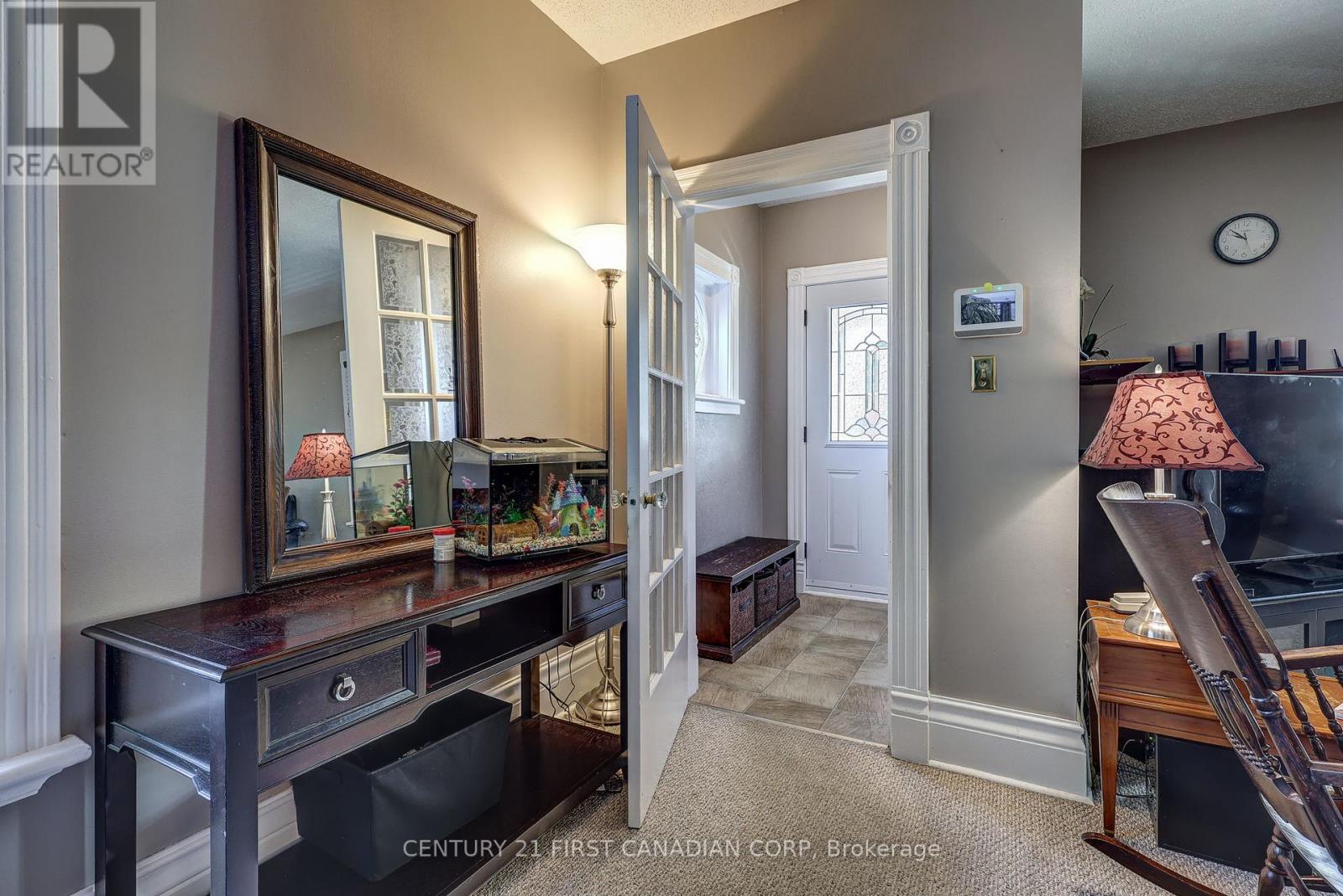 145 Arundell Street, London East (East M), Ontario  N5Z 2K1 - Photo 6 - X12460066