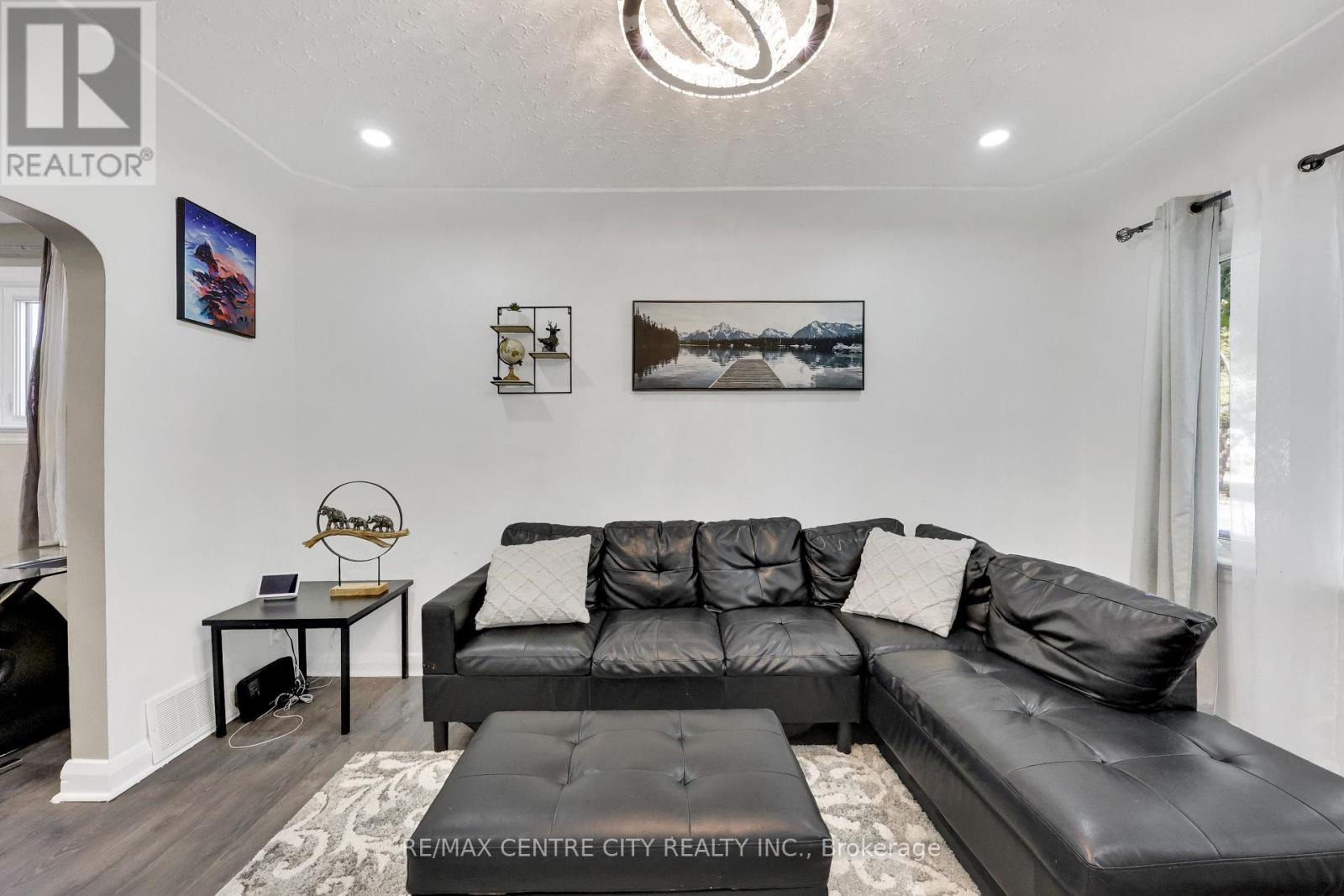 785 Fleet Street, London East, Ontario  N5Y 1R8 - Photo 10 - X12460071