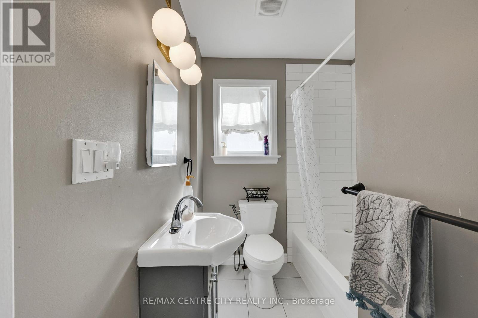 785 Fleet Street, London East, Ontario  N5Y 1R8 - Photo 25 - X12460071