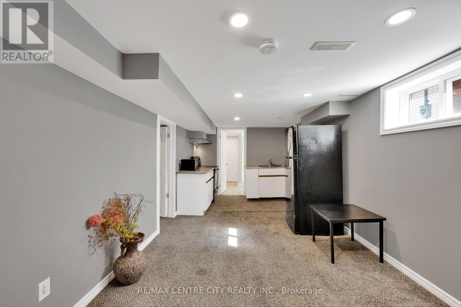 785 Fleet Street, London East, Ontario  N5Y 1R8 - Photo 33 - X12460071