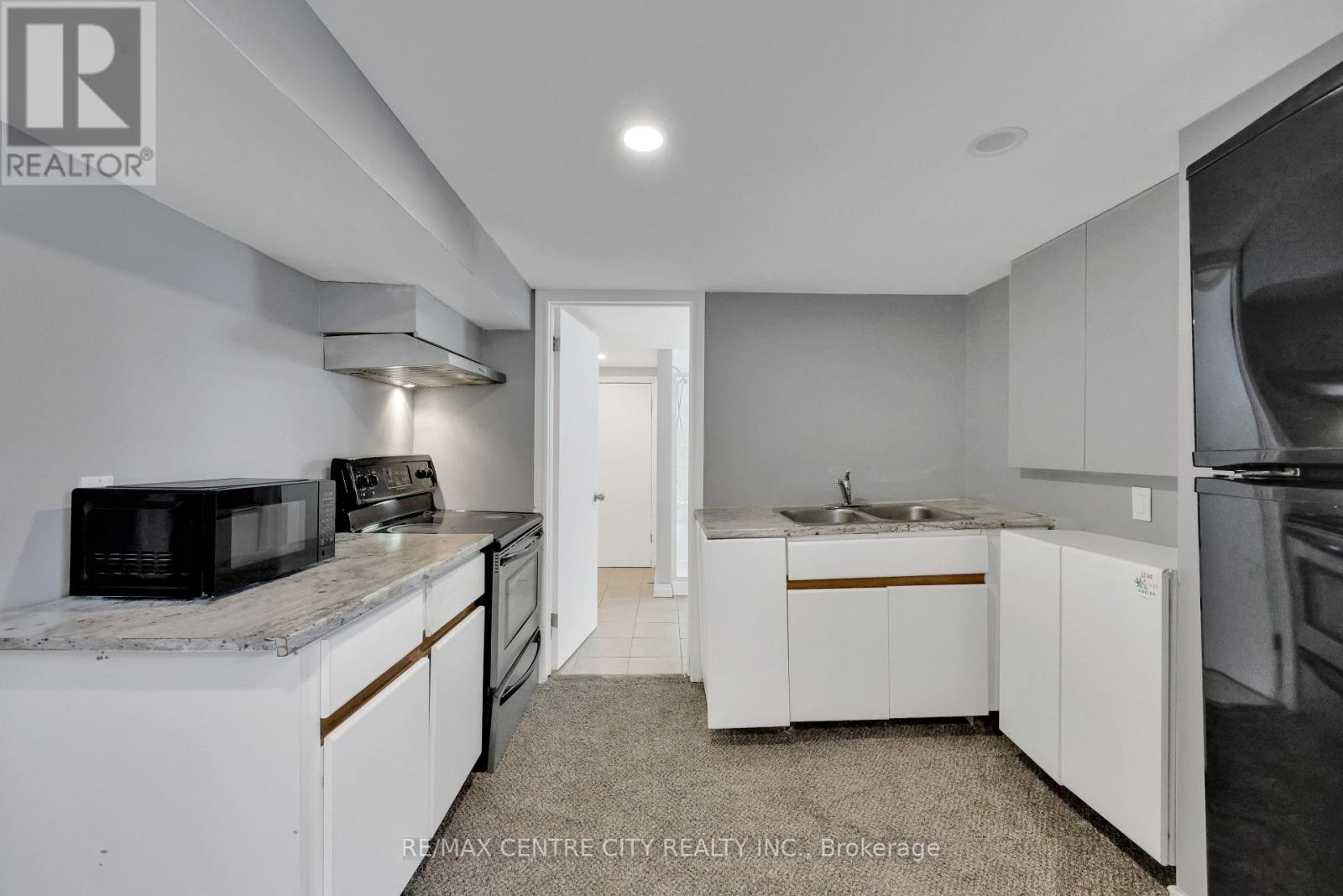 785 Fleet Street, London East, Ontario  N5Y 1R8 - Photo 37 - X12460071