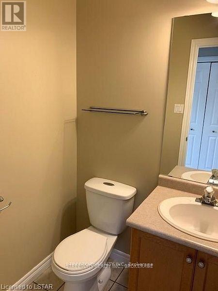 934 Guildwood Boulevard, London North, Ontario  N6H 5S9 - Photo 7 - X12460129