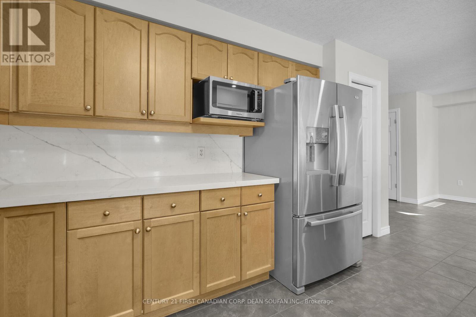 868 Rushbrook Crescent, London South (South K), Ontario  N6K 5B6 - Photo 17 - X12460142