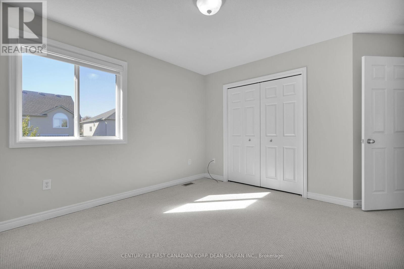 868 Rushbrook Crescent, London South (South K), Ontario  N6K 5B6 - Photo 35 - X12460142