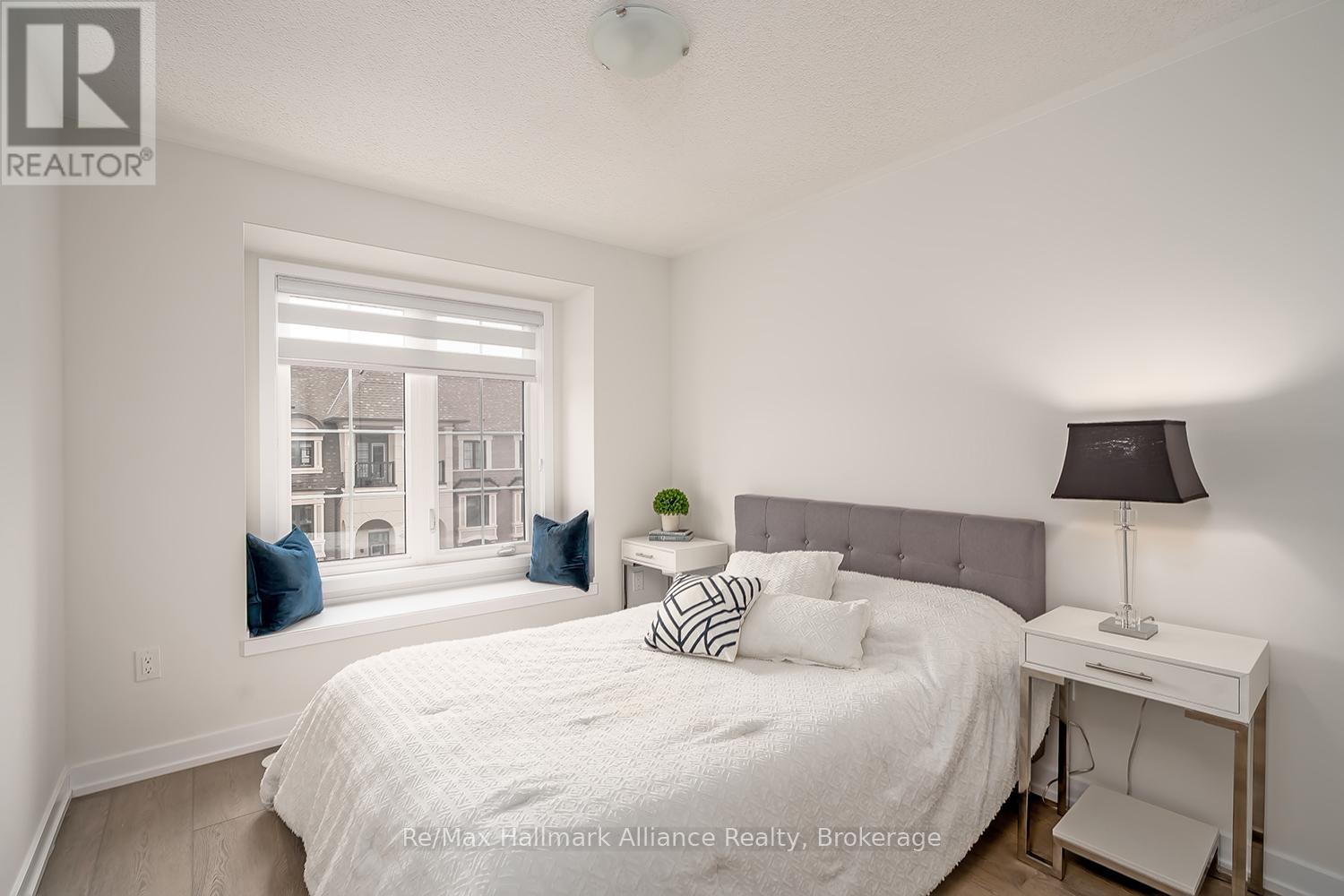 1346 Kaniv Street, Oakville, Ontario  L6M 5R3 - Photo 24 - W12460098