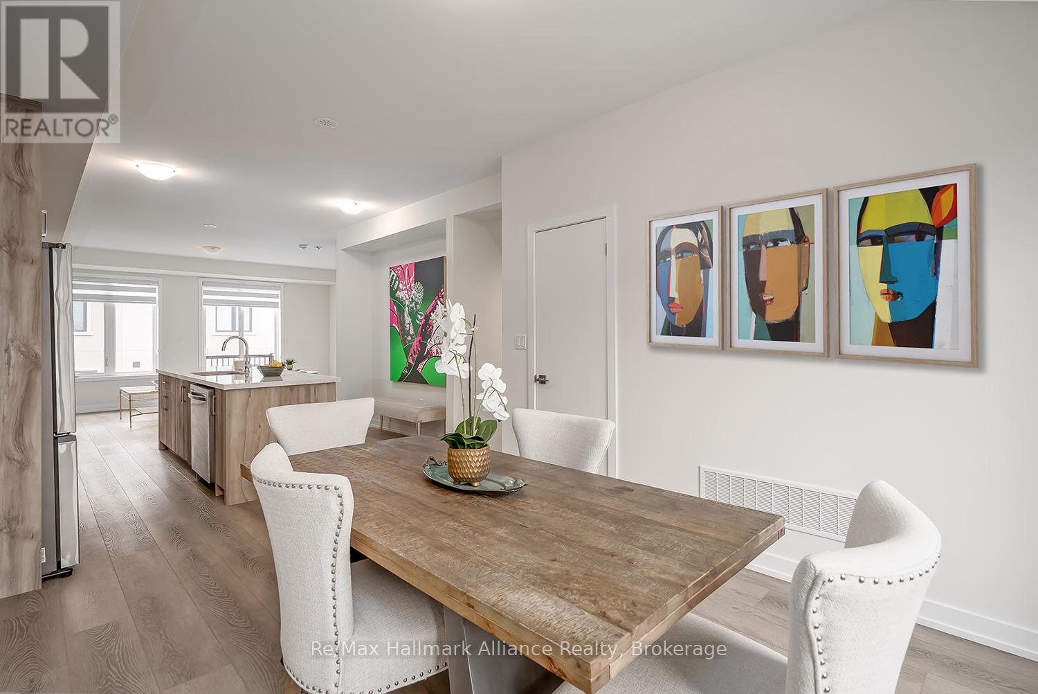 1346 Kaniv Street, Oakville, Ontario  L6M 5R3 - Photo 6 - W12460098