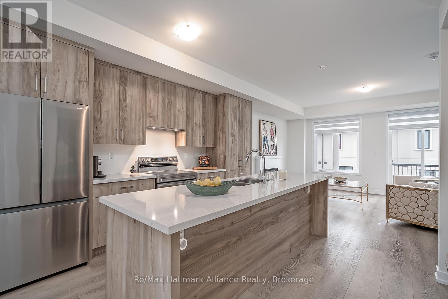 1346 Kaniv Street, Oakville, Ontario  L6M 5R3 - Photo 7 - W12460098