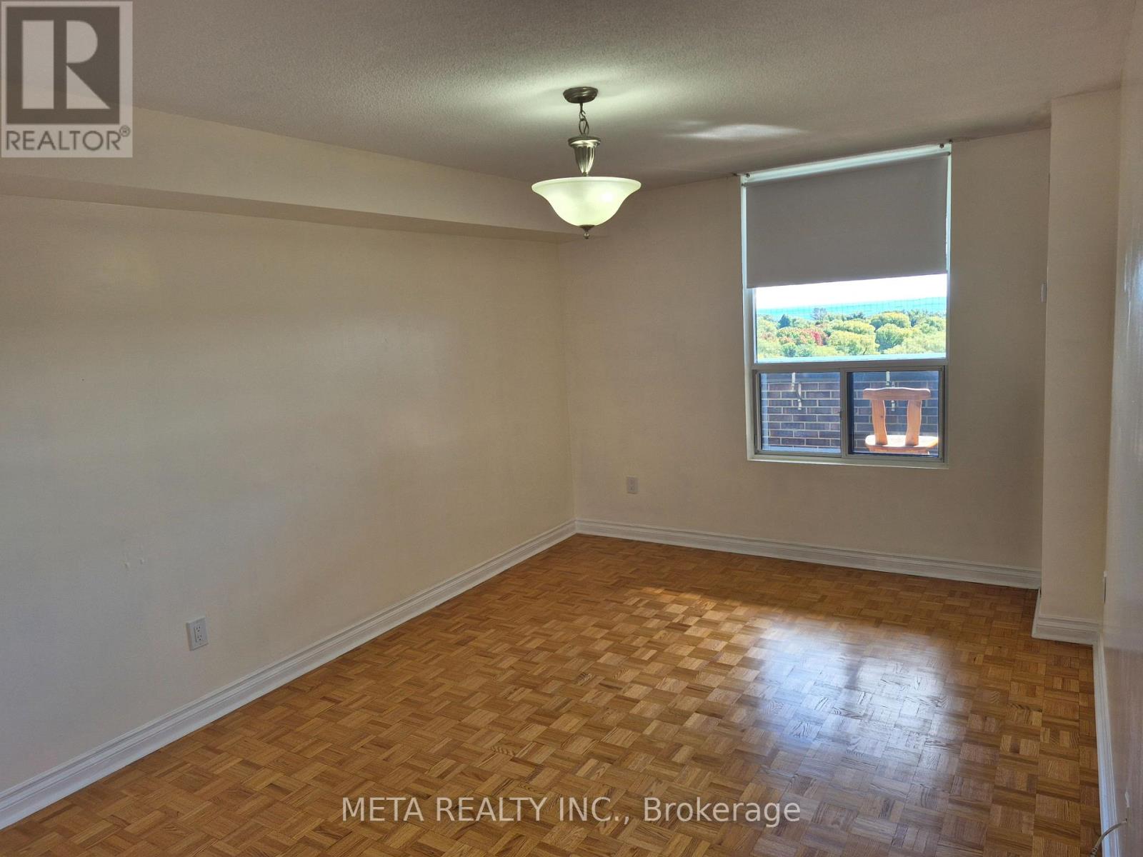910 - 1535 Lakeshore Road E, Mississauga, Ontario  L5E 3E2 - Photo 15 - W12459655