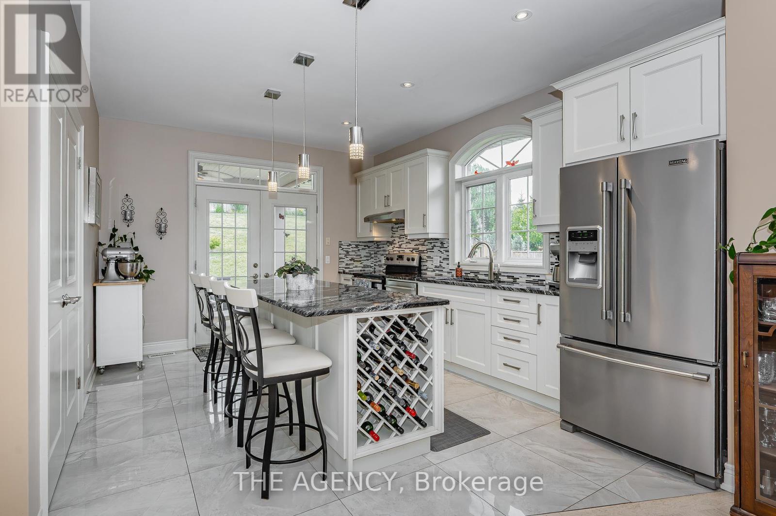 3985 Lower Coach Road, Fort Erie, Ontario  L0S 1S0 - Photo 18 - X12460144