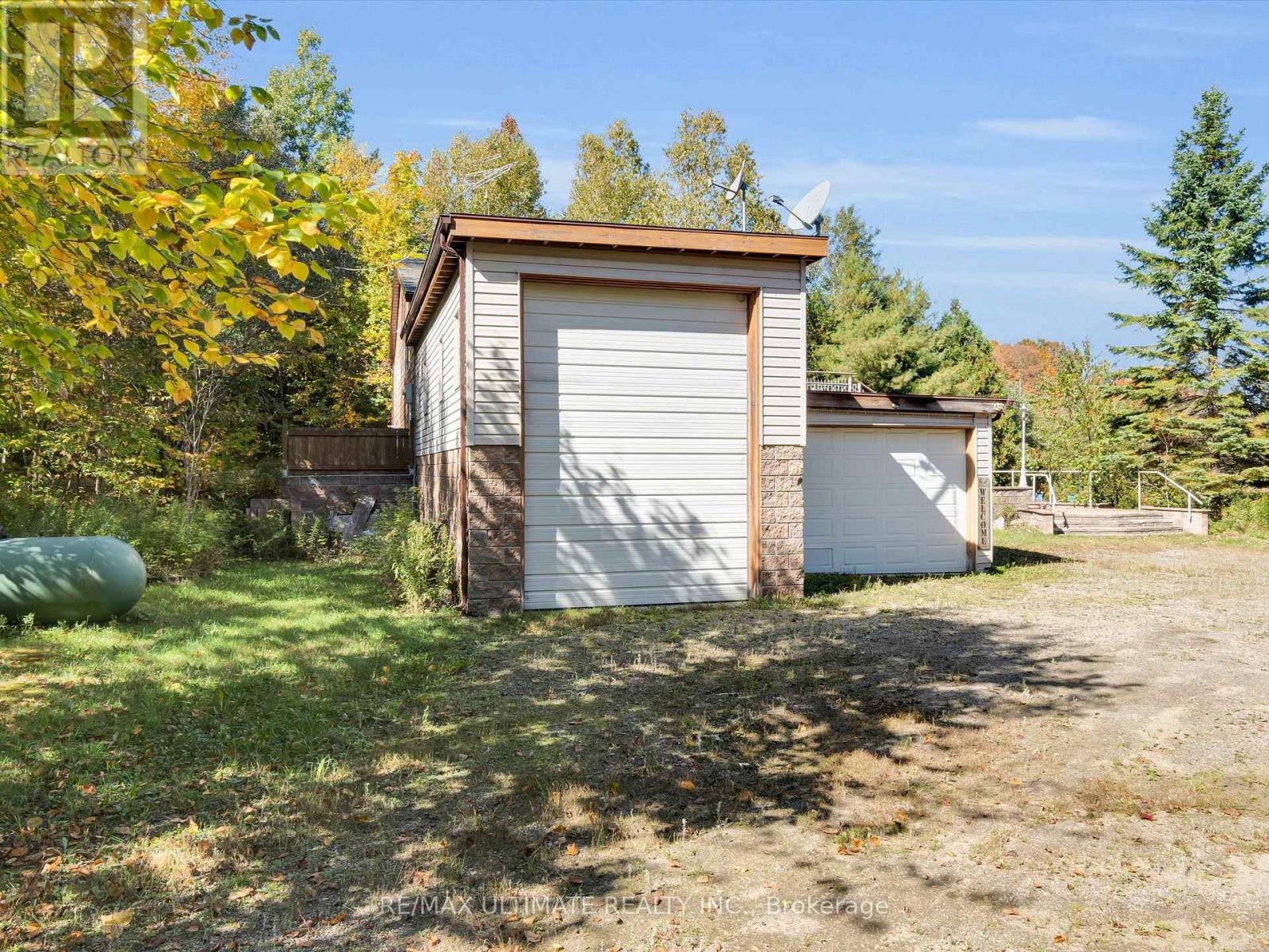 343 Sherwood Drive, Perry, Ontario  P1H 2J6 - Photo 33 - X12452775