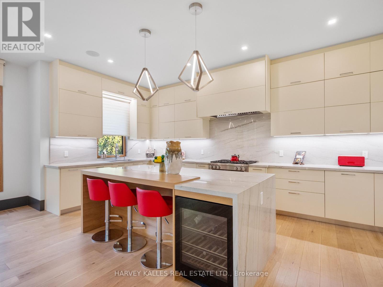 170 Burndale Avenue, Toronto (Lansing-Westgate), Ontario  M2N 1T2 - Photo 12 - C12459918