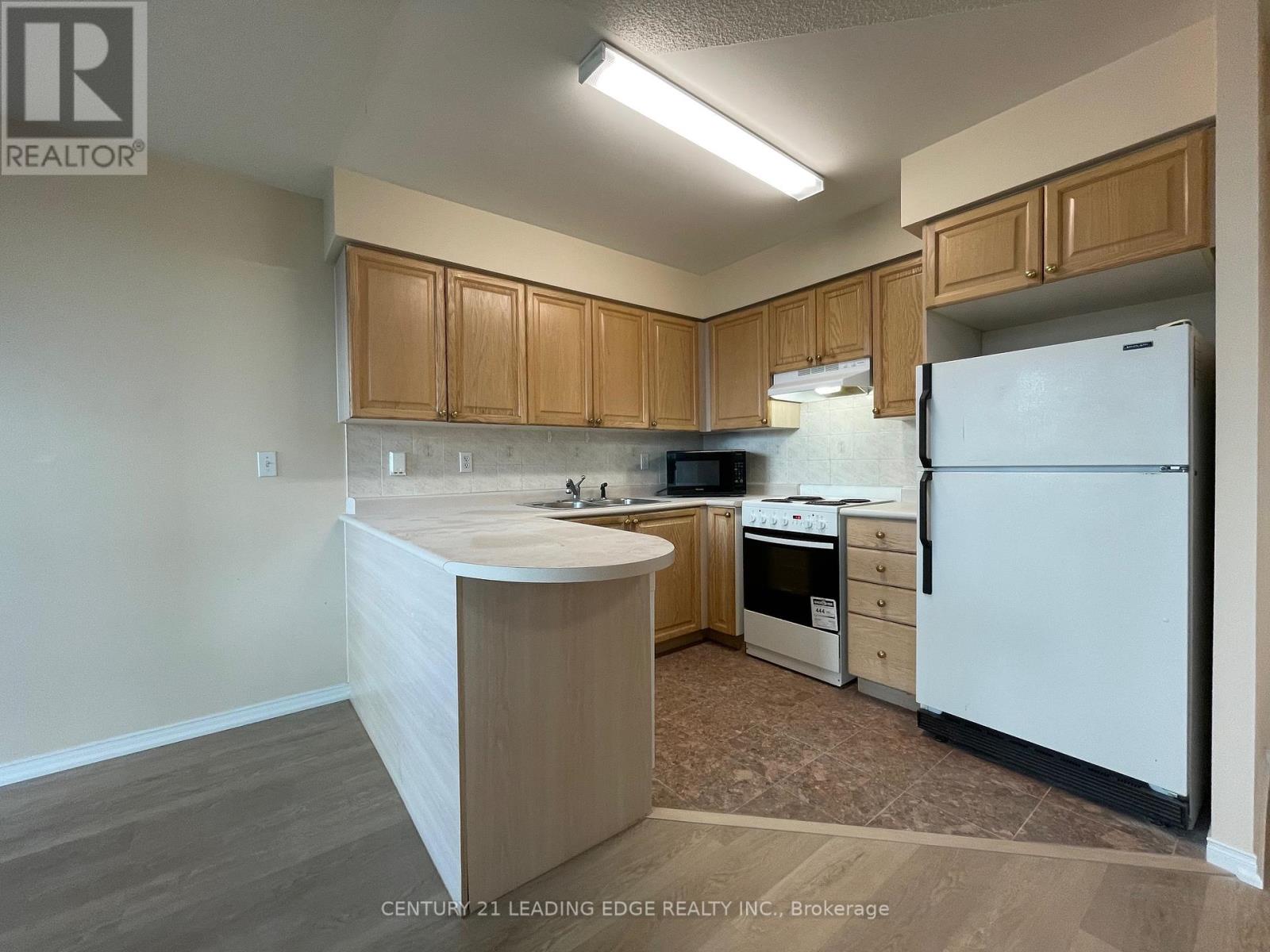 1801 - 238 Doris Avenue, Toronto, Ontario  M2N 6W1 - Photo 6 - C12459929