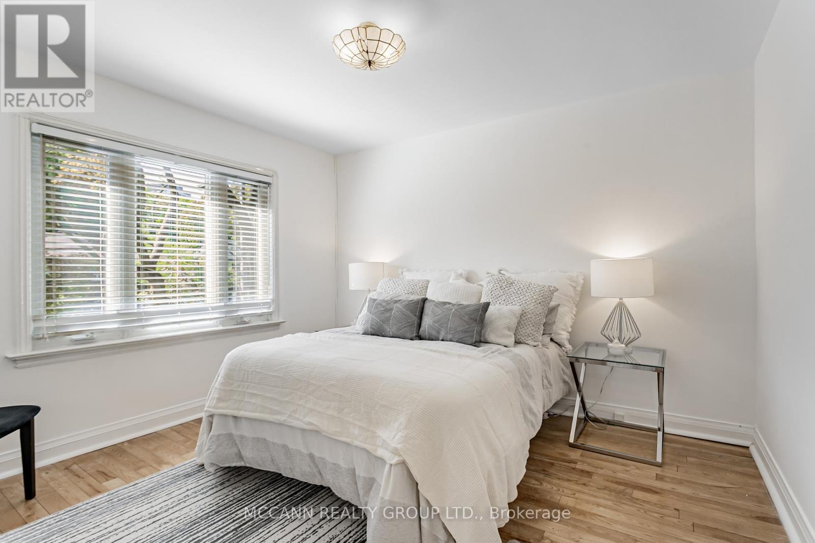 52 Thursfield Crescent, Toronto, Ontario  M4G 2N5 - Photo 21 - C12459938