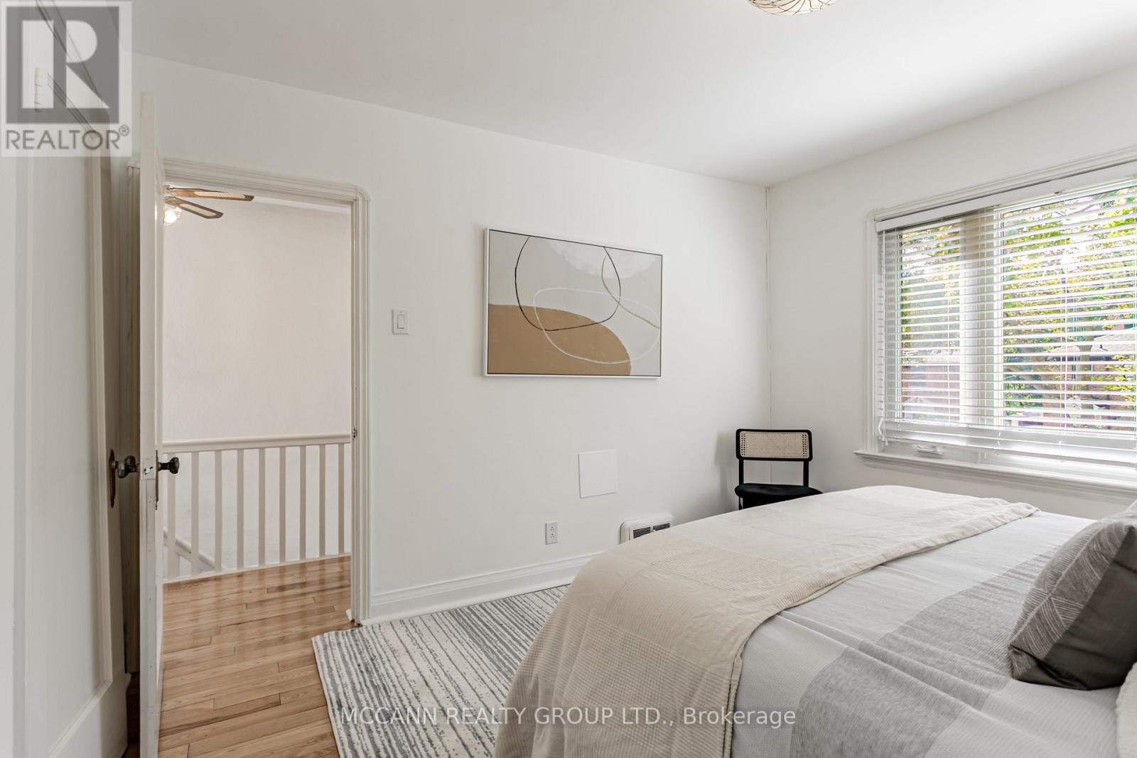 52 Thursfield Crescent, Toronto, Ontario  M4G 2N5 - Photo 23 - C12459938