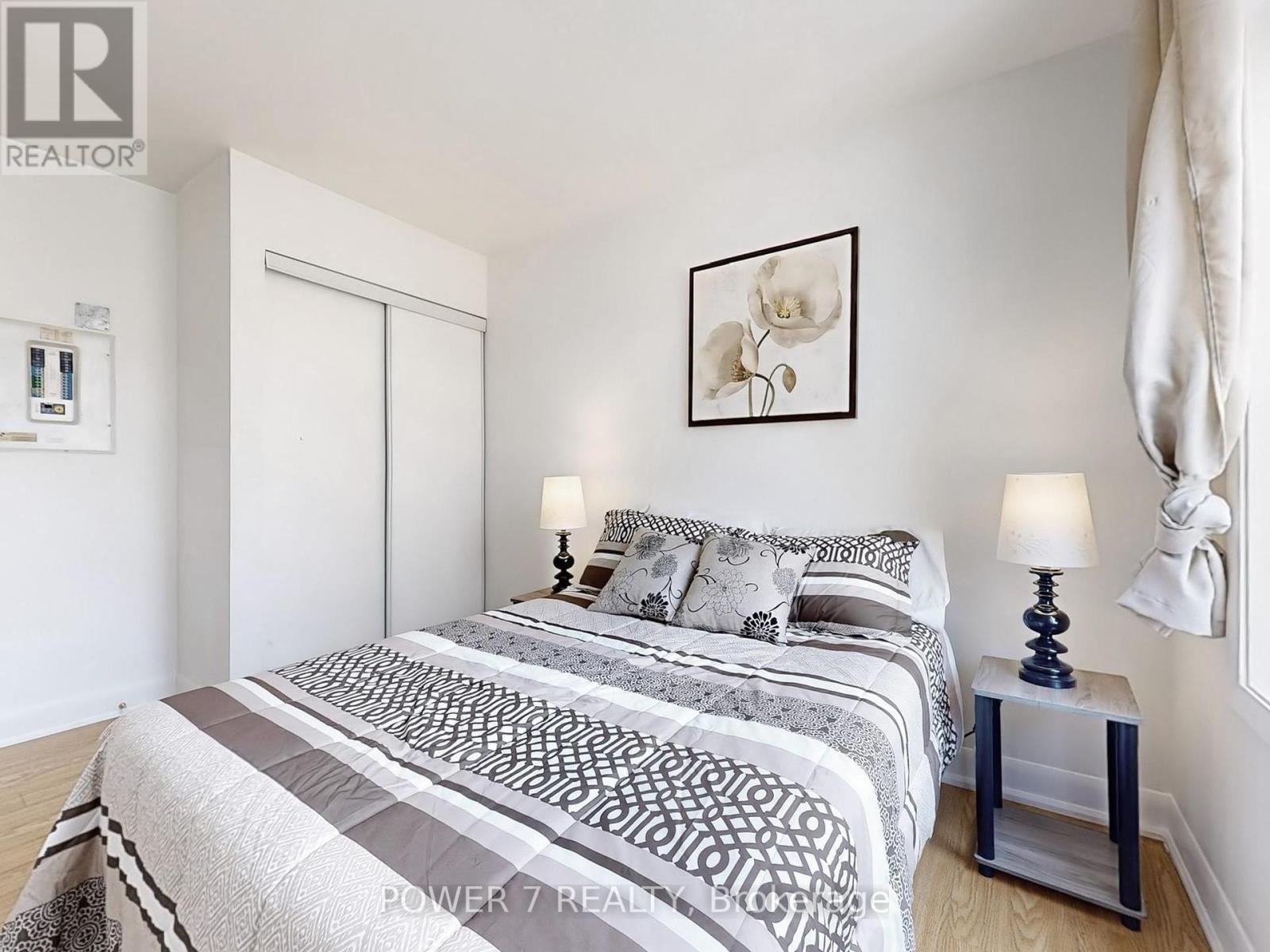 389 - 415 Jarvis Street, Toronto (Cabbagetown-South St. James Town), Ontario  M4Y 2G8 - Photo 18 - C12459954