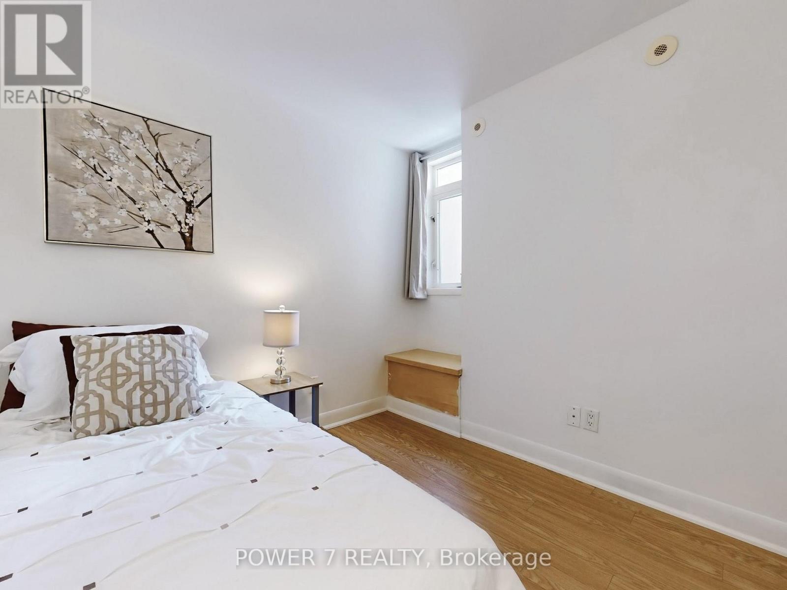 389 - 415 Jarvis Street, Toronto (Cabbagetown-South St. James Town), Ontario  M4Y 2G8 - Photo 21 - C12459954