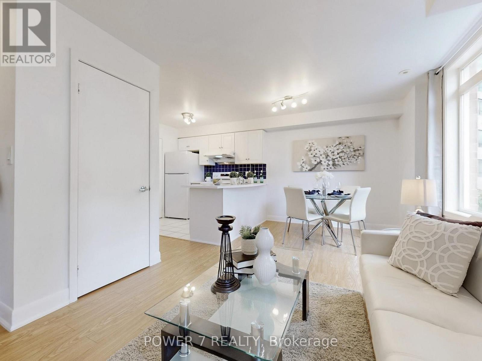 389 - 415 Jarvis Street, Toronto (Cabbagetown-South St. James Town), Ontario  M4Y 2G8 - Photo 8 - C12459954