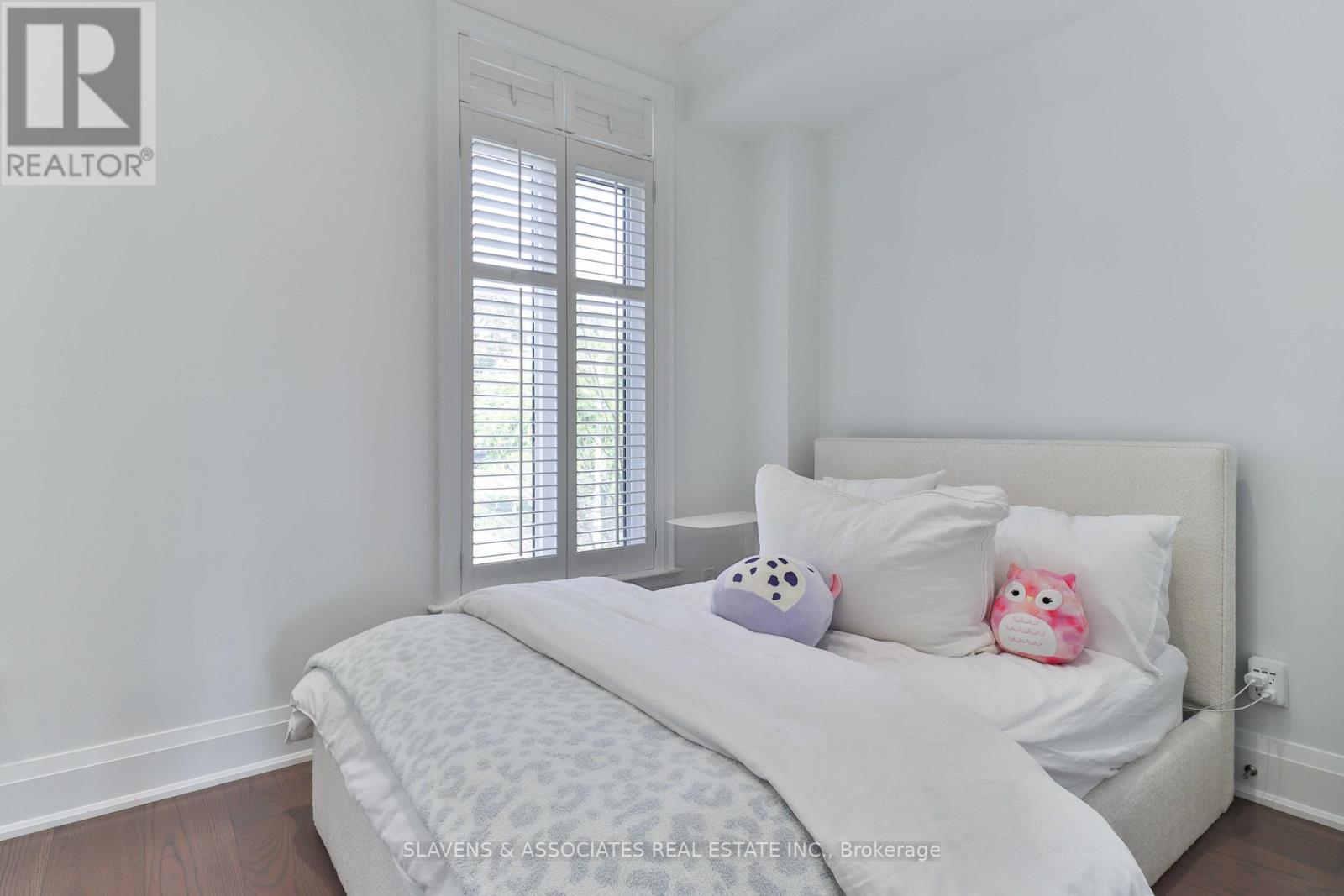 51b Burnaby Boulevard, Toronto, Ontario  M5N 1G3 - Photo 18 - C12459956