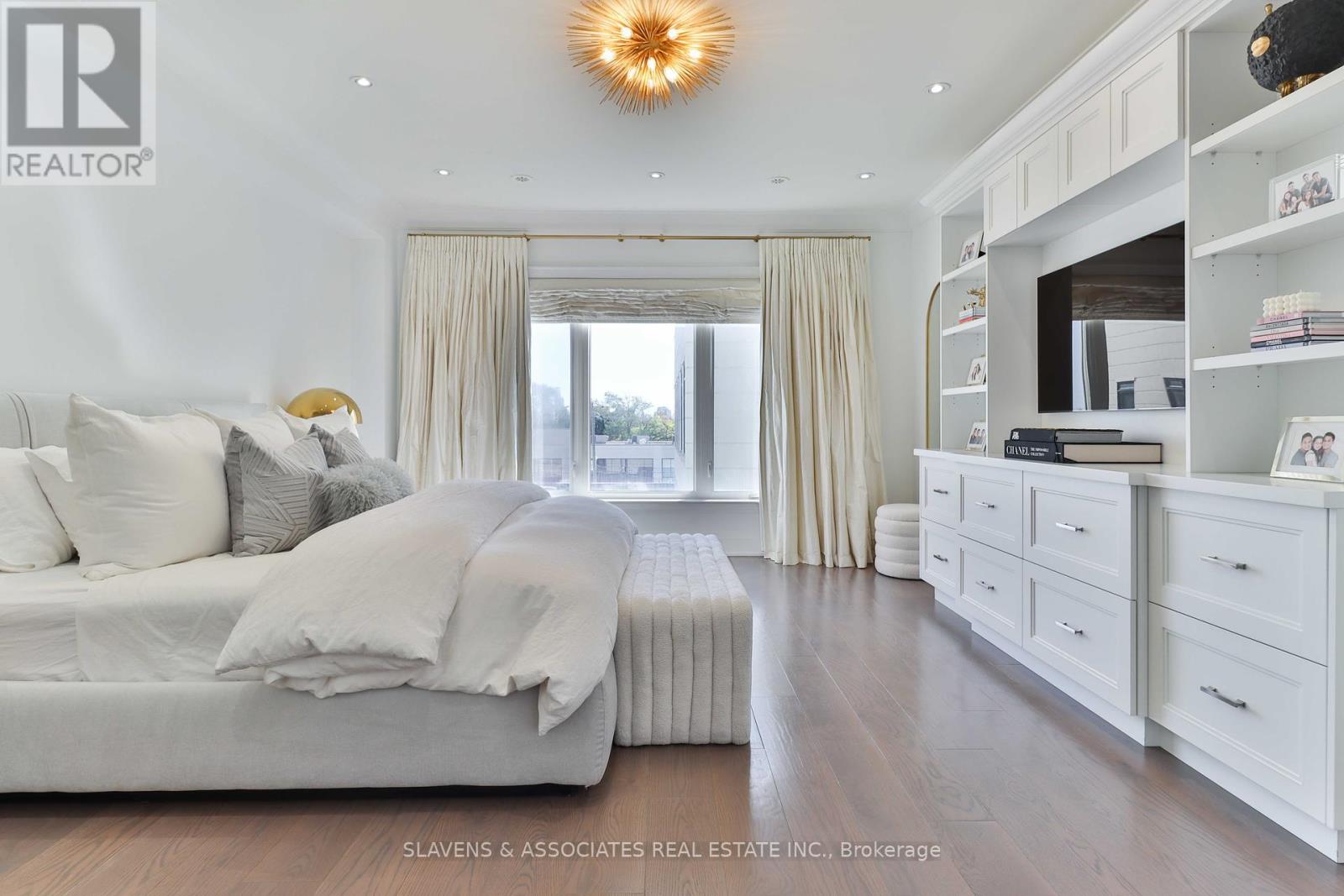 51b Burnaby Boulevard, Toronto, Ontario  M5N 1G3 - Photo 21 - C12459956