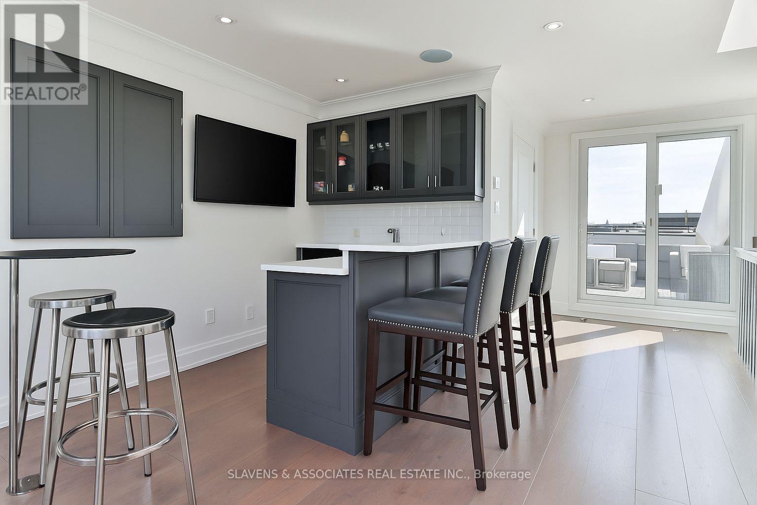 51b Burnaby Boulevard, Toronto, Ontario  M5N 1G3 - Photo 27 - C12459956