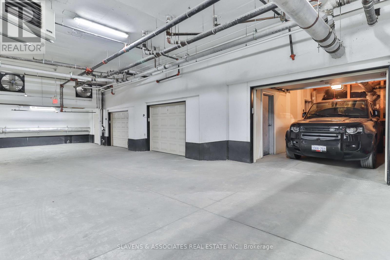 51b Burnaby Boulevard, Toronto, Ontario  M5N 1G3 - Photo 30 - C12459956
