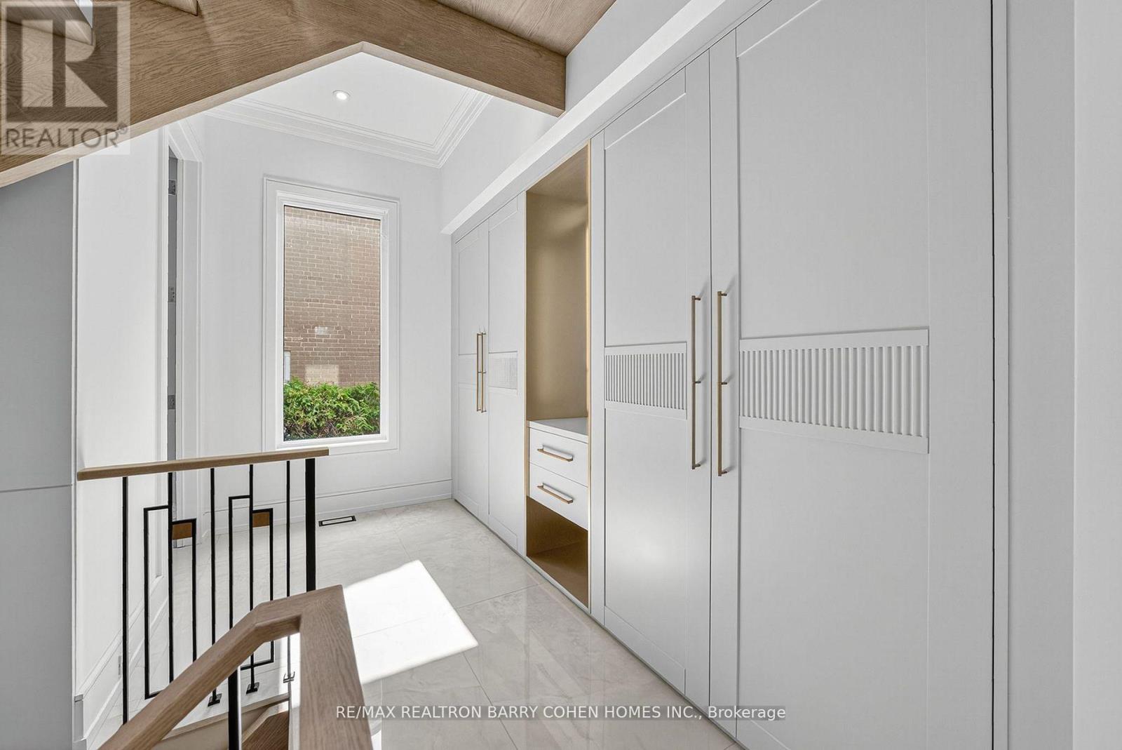 35 Foursome Crescent, Toronto (St. Andrew-Windfields), Ontario  M2P 1W1 - Photo 11 - C12459960