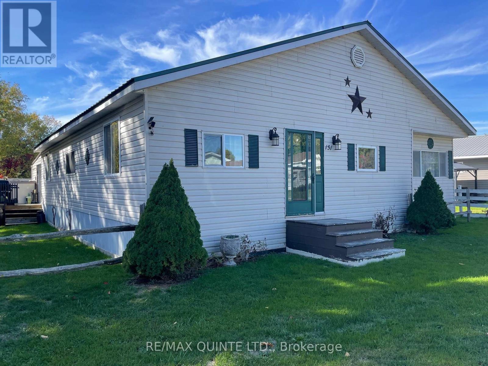 151 - 63 Whites Road, Quinte West, Ontario  K8P 5P5 - Photo 1 - X12460165
