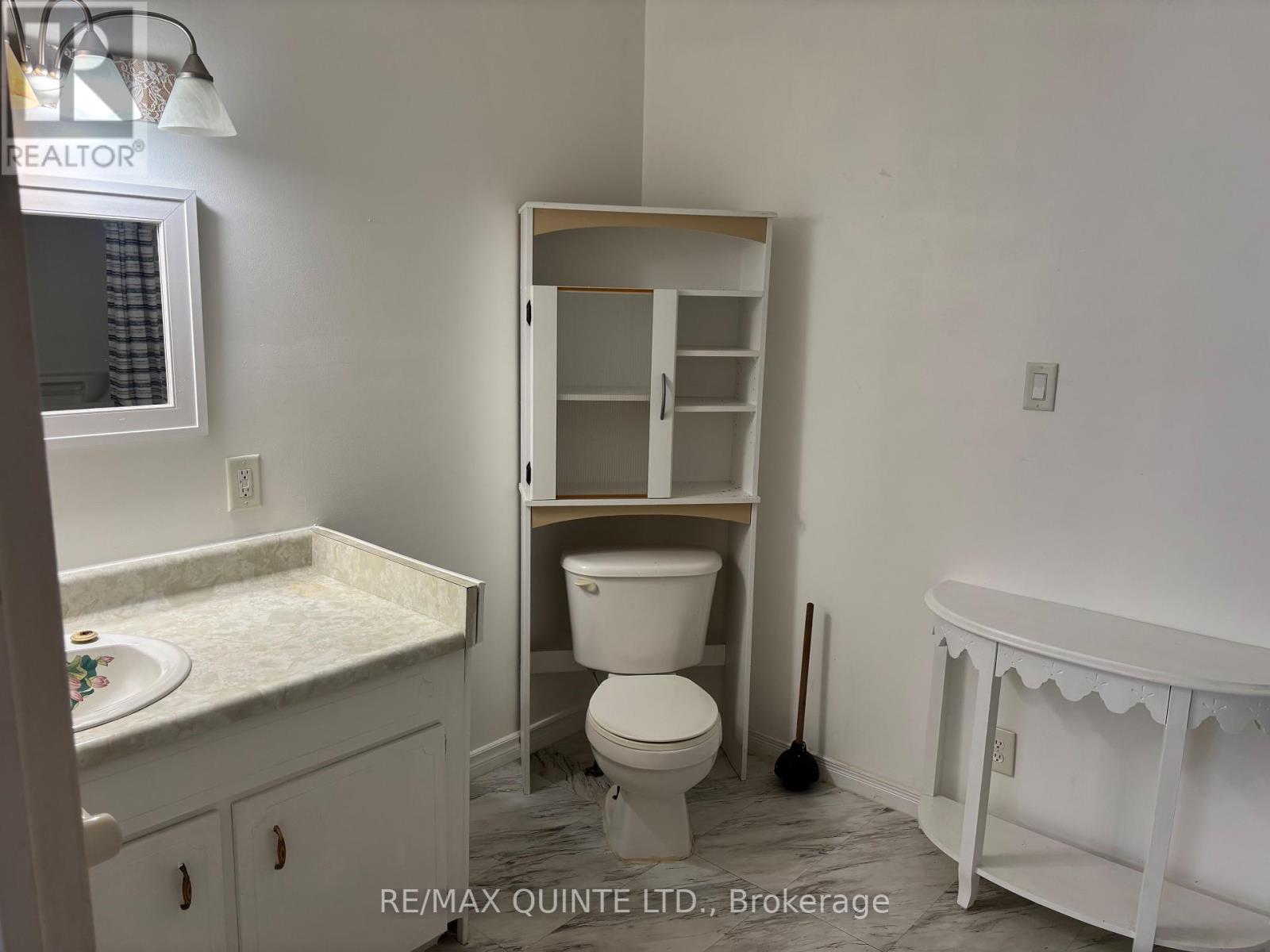 151 - 63 Whites Road, Quinte West, Ontario  K8P 5P5 - Photo 22 - X12460165