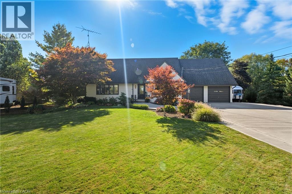 685 ROBSON Road, Waterdown, Ontario