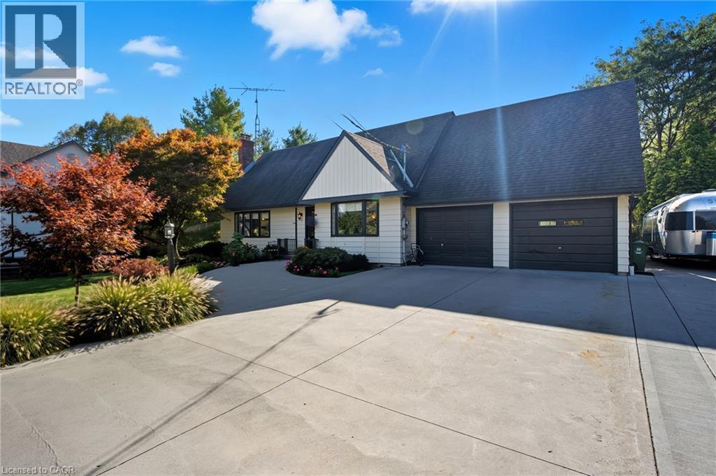 685 Robson Road, Waterdown, Ontario  L0R 2H1 - Photo 2 - 40750025