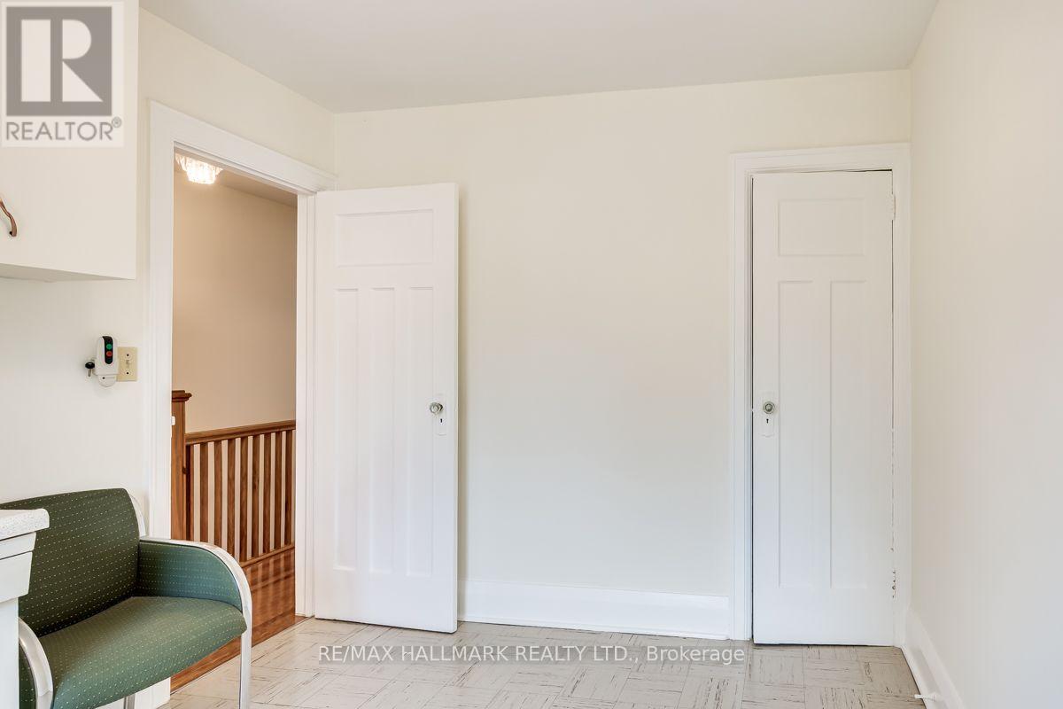 37 Cadorna Avenue, Toronto, Ontario  M4J 3W7 - Photo 15 - E12459955