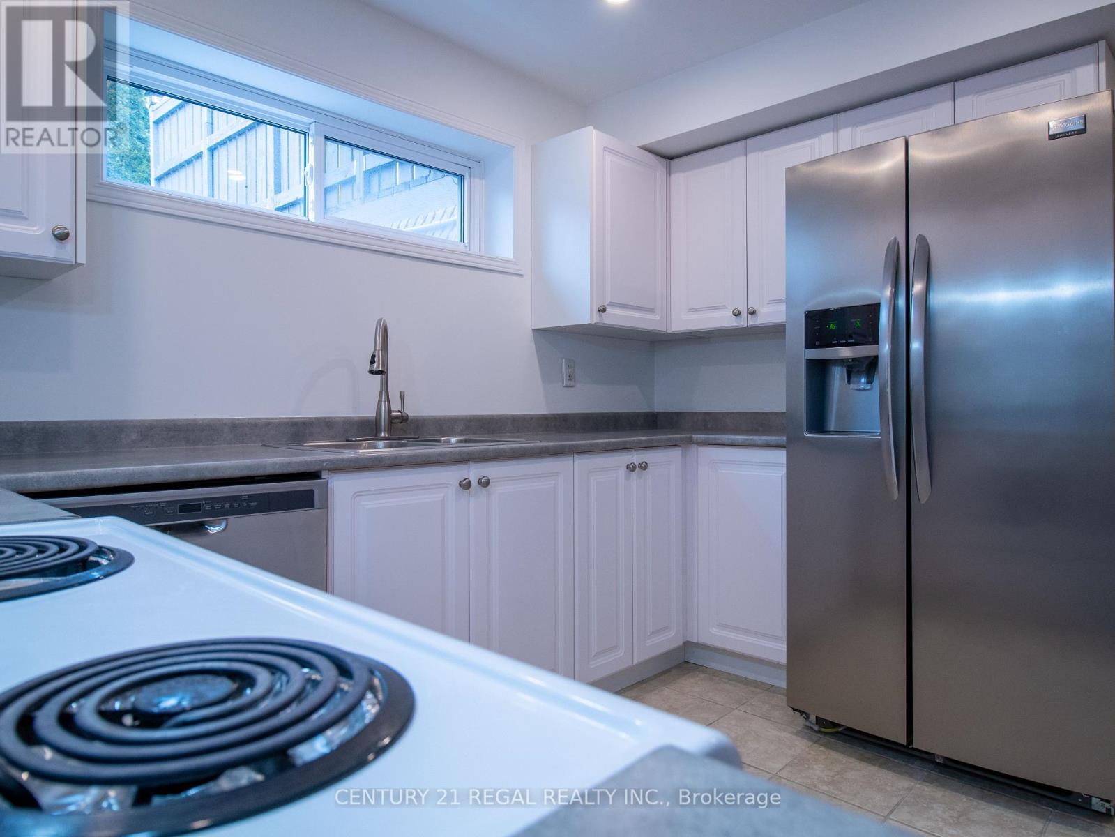 Lower - 47 Limestone Crescent, Whitby, Ontario  L1N 8P2 - Photo 14 - E12459958