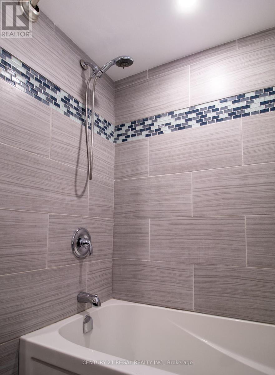 Lower - 47 Limestone Crescent, Whitby, Ontario  L1N 8P2 - Photo 7 - E12459958