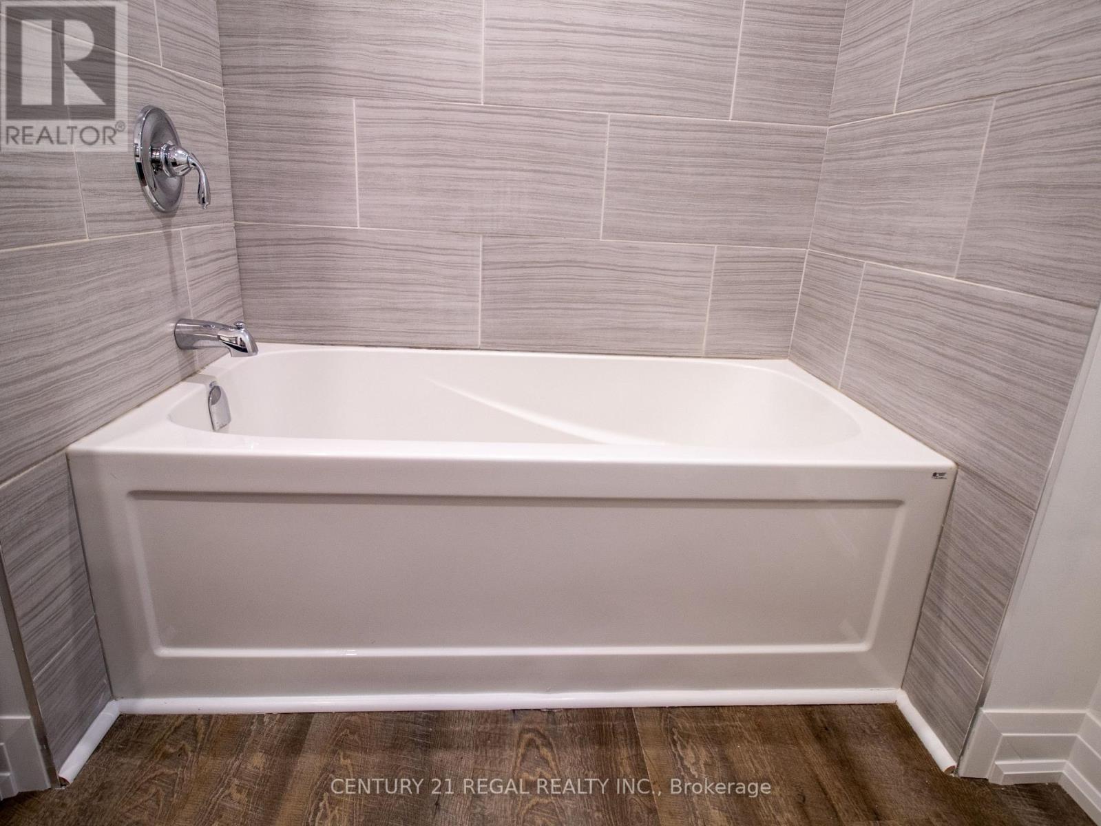 Lower - 47 Limestone Crescent, Whitby, Ontario  L1N 8P2 - Photo 8 - E12459958